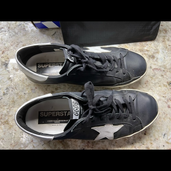 Golden Goose Black Superstar Sneakers in leather with White Star - Picture 6 of 12